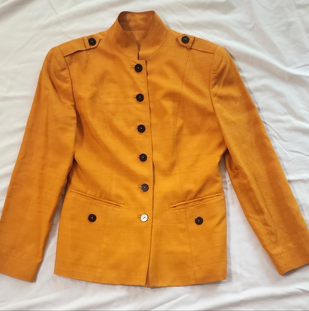 Dana Buchman %100 Silk Blazer Sz 4